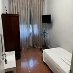 Room's Guest house 3*