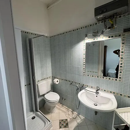 City Room 4