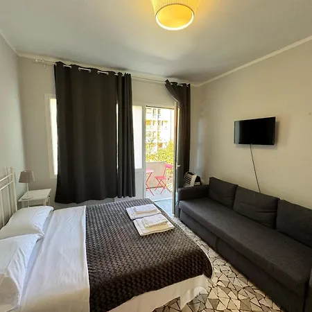 City Room 4 Piza